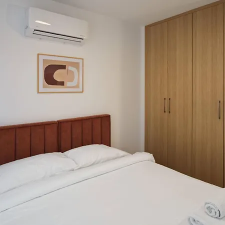 Apartmán Modern 2br With Pool & Balcony In Kiti